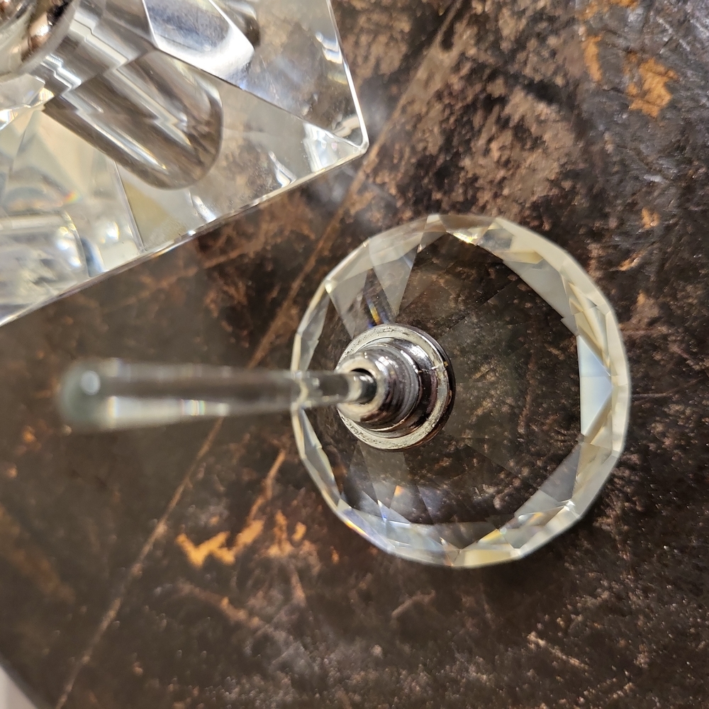 Large Vintage Crystal Perfume Bottle with Snuffer Diamond Stopper - Picture 13 of 13